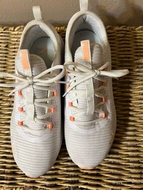 PUMA Lightweight Knit Sneakers in Off-White with Peach Accents
